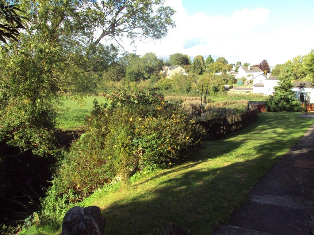 Willowbrook Guesthouse Chepstow Exterior photo