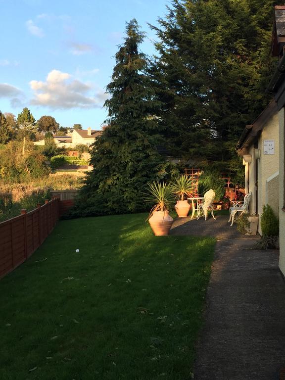 Willowbrook Guesthouse Chepstow Exterior photo